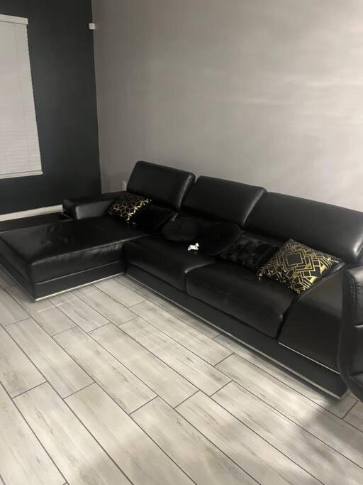 Апартаменты Welcome To The Auc Modern Unit Атланта Экстерьер фото